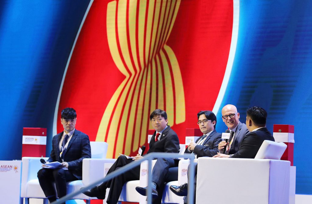 Human resource development for the 4th Industrial Revolution is emphasised at the ASEAN Business and Investment Summit 2019