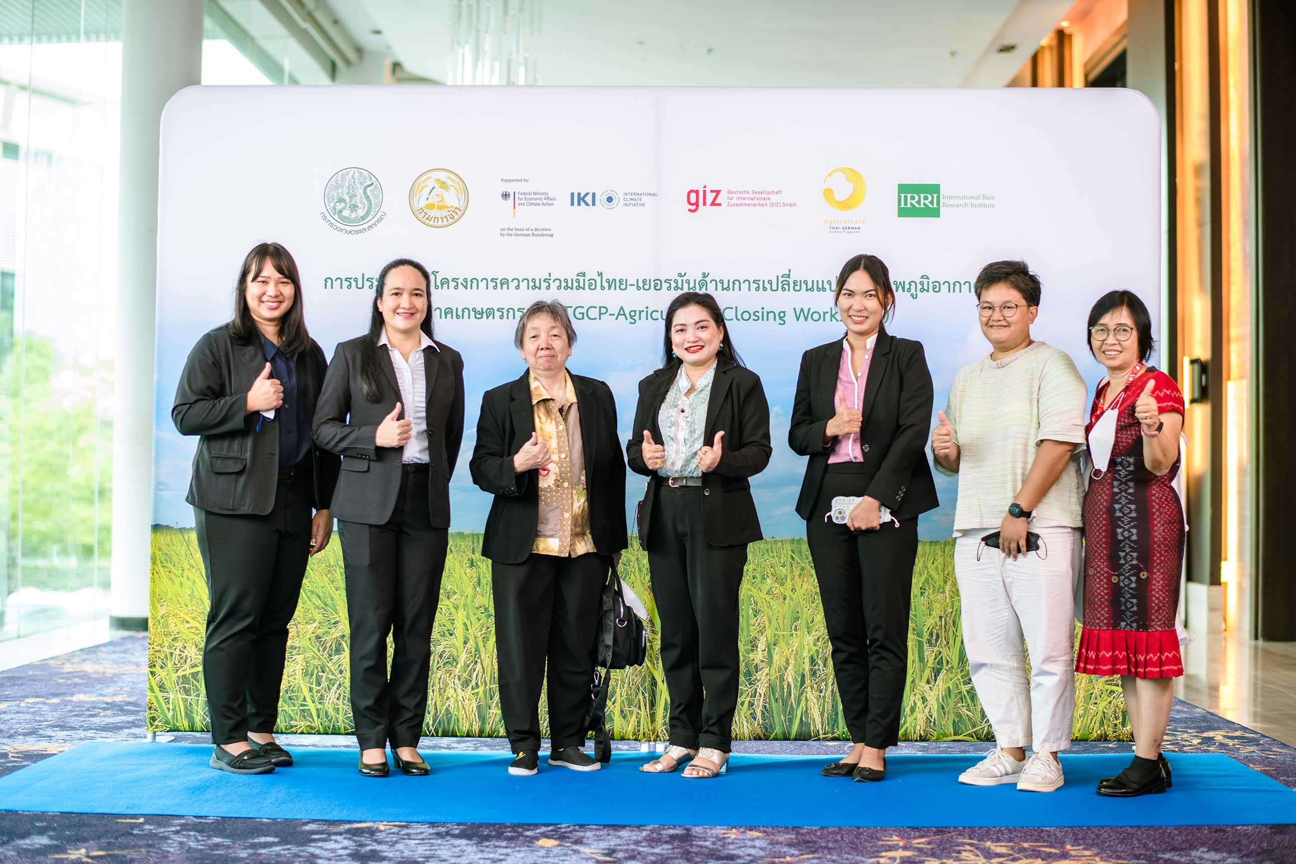 Straw management helps Thai farmers reduce costs and climate change impacts  – Thai-German Cooperation